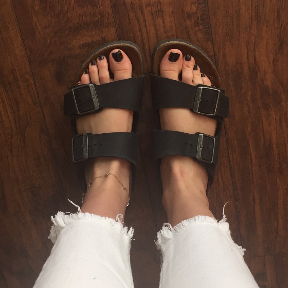 Arizona Birkenstock size 38 Black Leather Silver